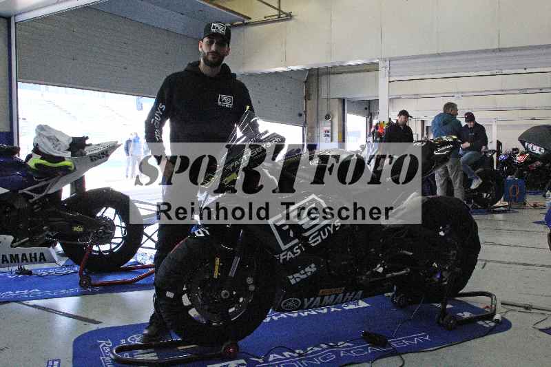 Archiv-2025/02 28.-31.01.2025 Moto Center Thun Jerez/30.01.2025 Boxenimpressionen